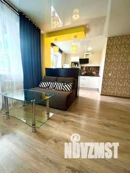 Студия квартира, посуточно, 30м2, 4/5 этаж